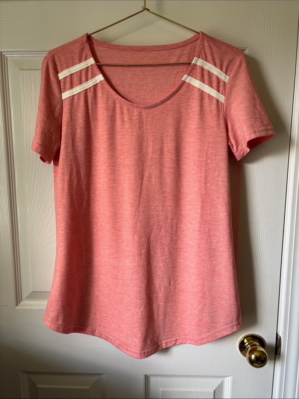 Women’s Coral Short-Sleeve Scoop Neck Top - Size Small